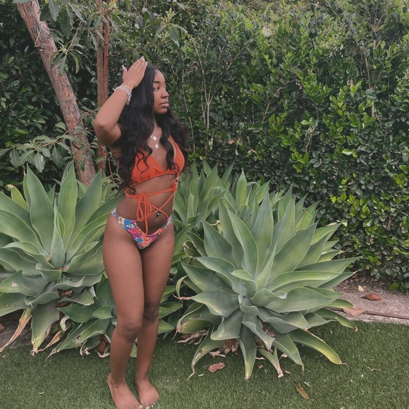 Meet your Posher, Cha’Niya - Picture 1 of 1